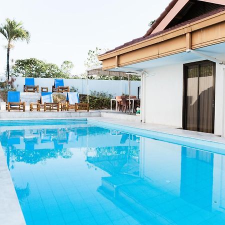 Seaview Hills Luxury Apartments & Rooms Dauis Exterior photo