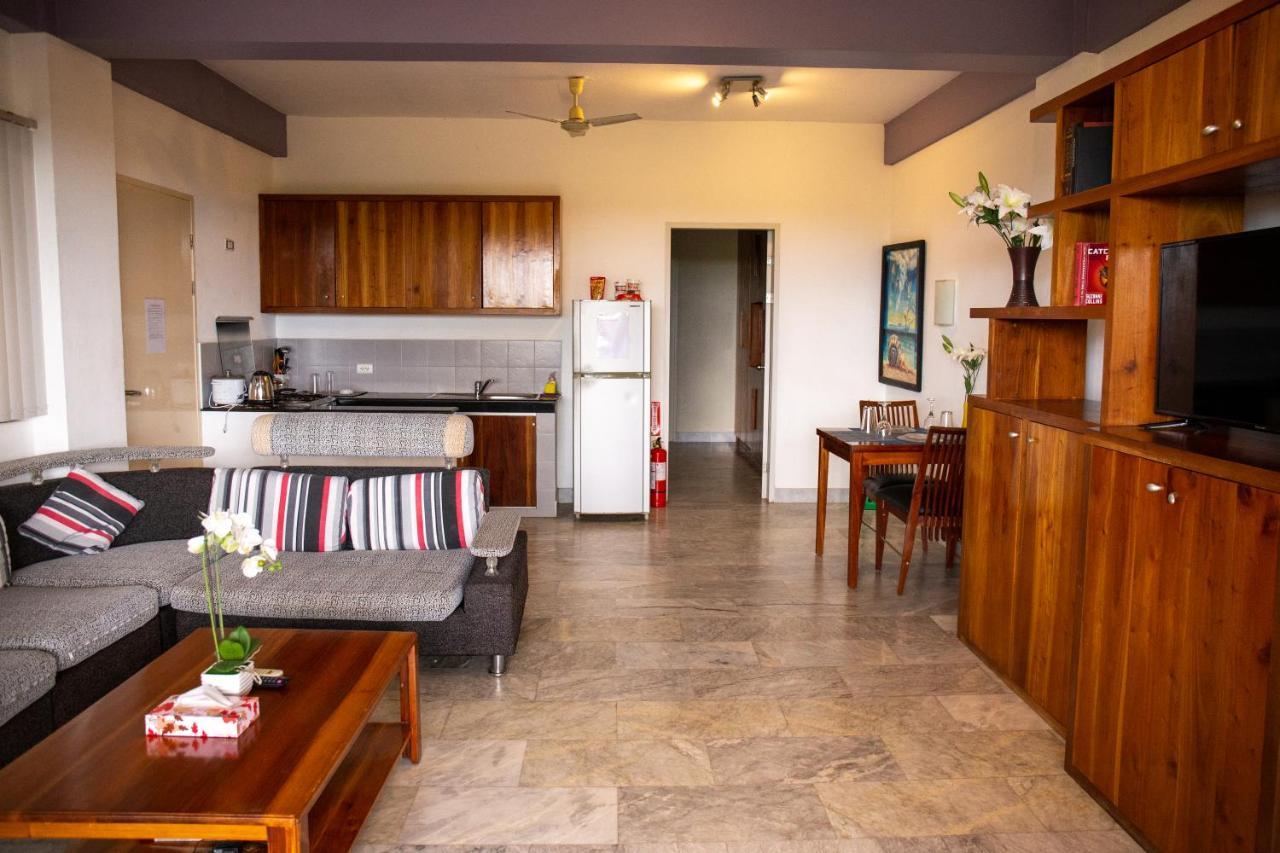 Seaview Hills Luxury Apartments & Rooms Dauis Exterior photo