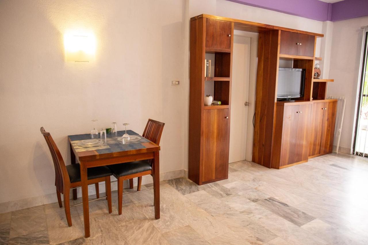 Seaview Hills Luxury Apartments & Rooms Dauis Exterior photo